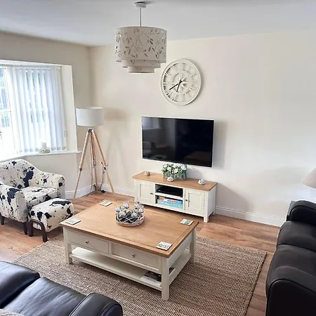 Paddys Corner - Part Of The The Bay Village With Pool, Gym And Direct Access, Pub, Restaurant, Tennis And Meadows Walks Vakantiehuis Filey