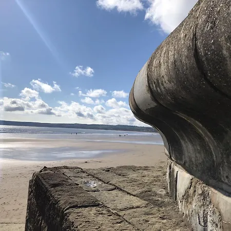 Semesterbostad Paddys Corner - Part Of The The Bay Village With Pool, Gym And Direct Access, Pub, Restaurant, Tennis And Meadows Walks Filey