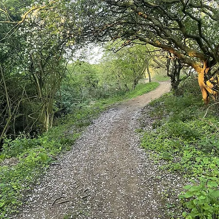 Feriehus Paddys Corner - Part Of The The Bay Village With Pool, Gym And Direct Access, Pub, Restaurant, Tennis And Meadows Walks *