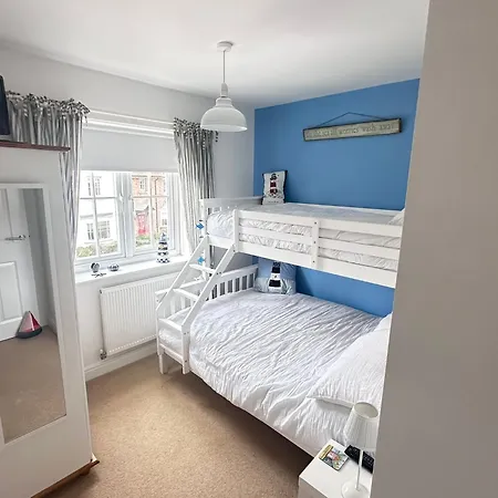 Feriehus Paddys Corner - Part Of The The Bay Village With Pool, Gym And Direct Access, Pub, Restaurant, Tennis And Meadows Walks