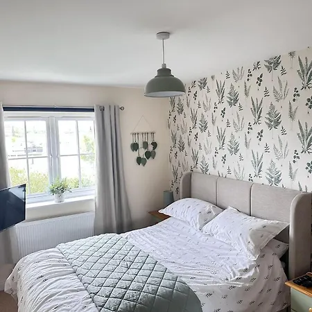 Paddys Corner - Part Of The The Bay Village With Pool, Gym And Direct Access, Pub, Restaurant, Tennis And Meadows Walks * Filey